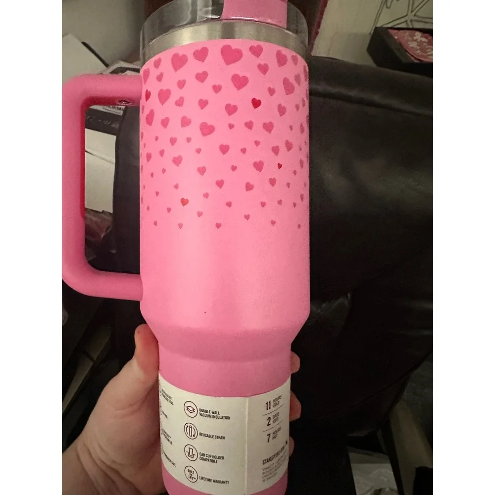 Stanley Quencher H2O Tumbler 40 oz‎ Pink Hearts Flowstate Travel Mug - Picture 5 of 8